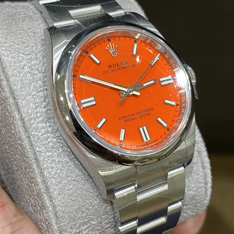 Thumb Oyster Perpetual 36 Stainless Steel / Red