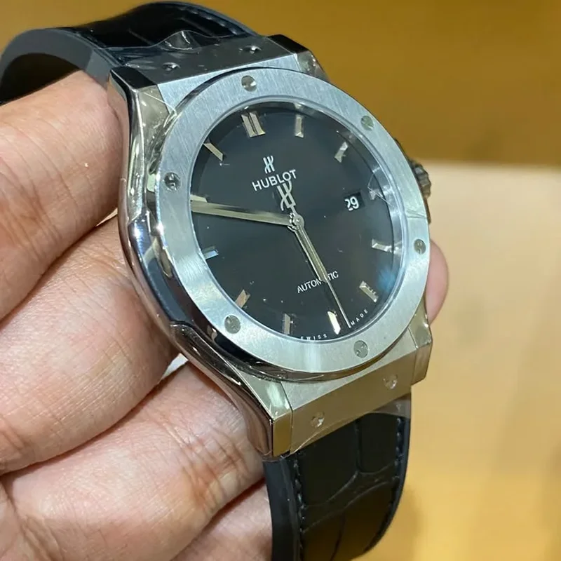 Thumb Classic Fusion 42 Titanium / Black / Rubber