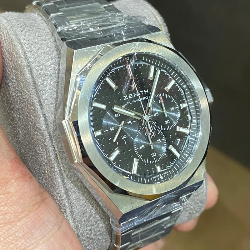 Thumb Defy Skyline Chronograph Stainless Steel / Black