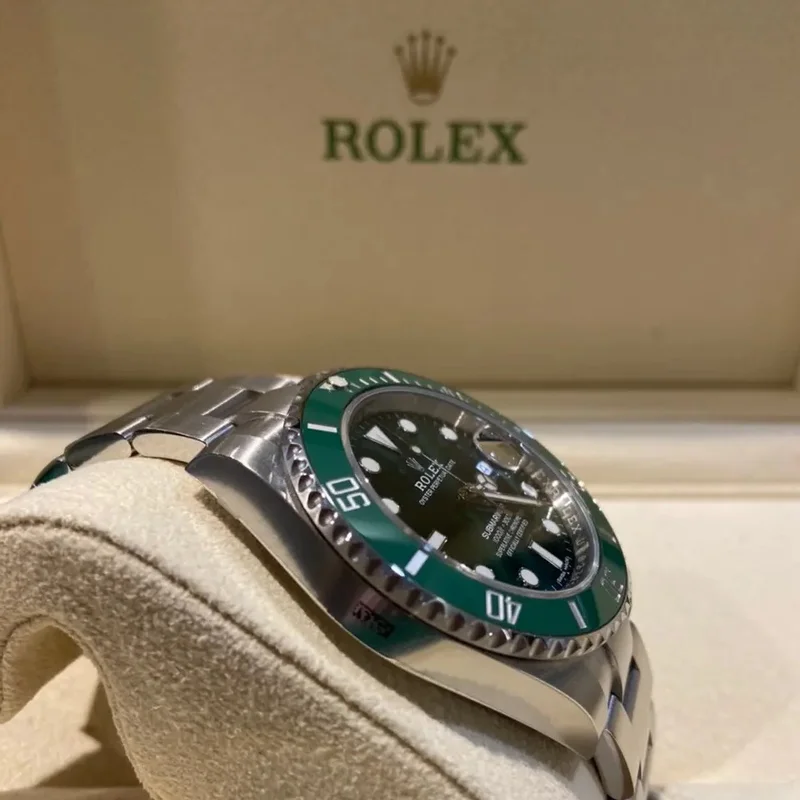 Thumb Submariner Date Stainless Steel / Green / Cerachom