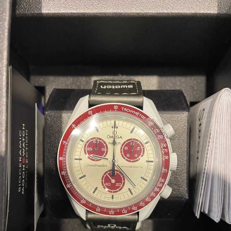 Thumb MoonSwatch Mission to Pluto