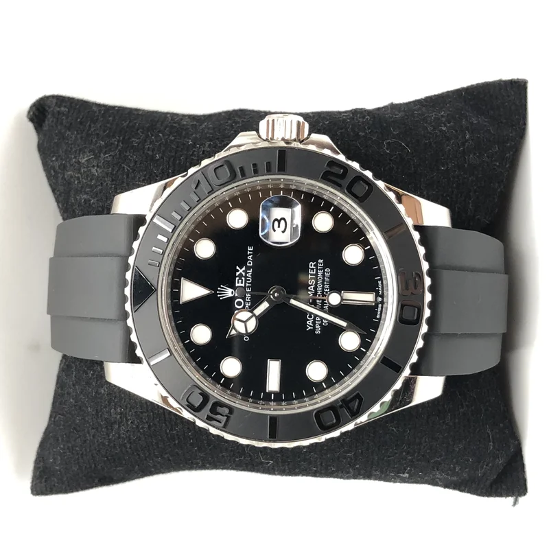 Yacht-Master 42 White Gold / Black