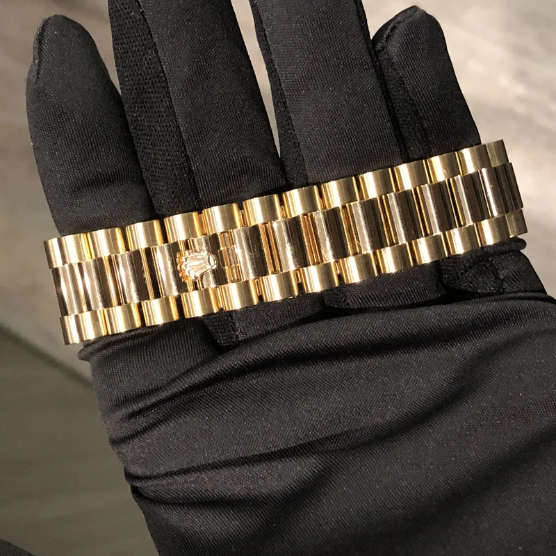 Thumb Day-Date 36 Yellow Gold Fluted / President / Silver Diamonds