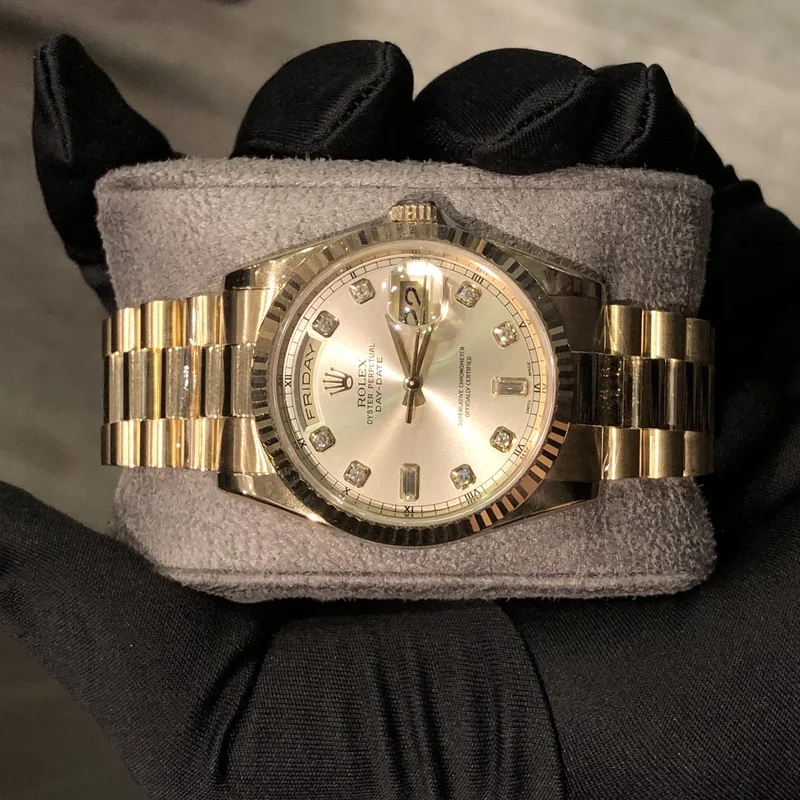 Day-Date 36 Yellow Gold Fluted / President / Silver Diamonds