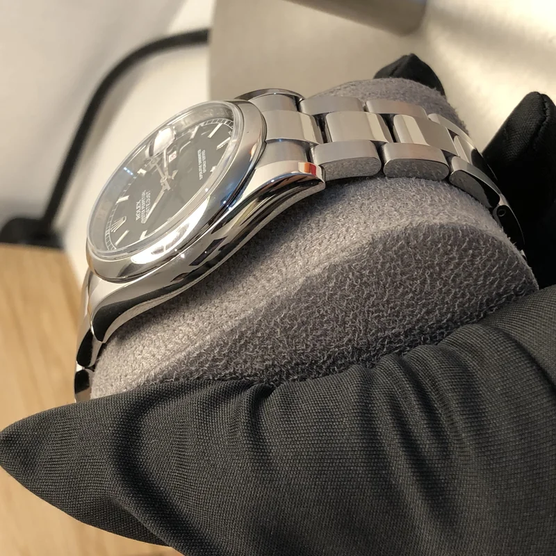 Thumb Datejust 36 Stainless Steel Domed / Oyster / Black