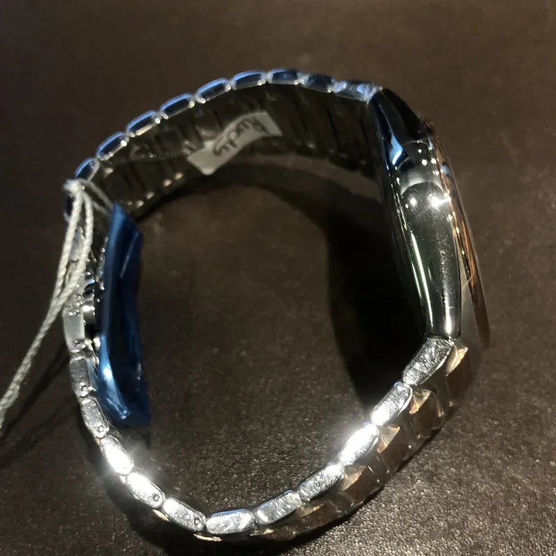 Thumb Index Automatic Stainless Steel / Silver / Bracelet