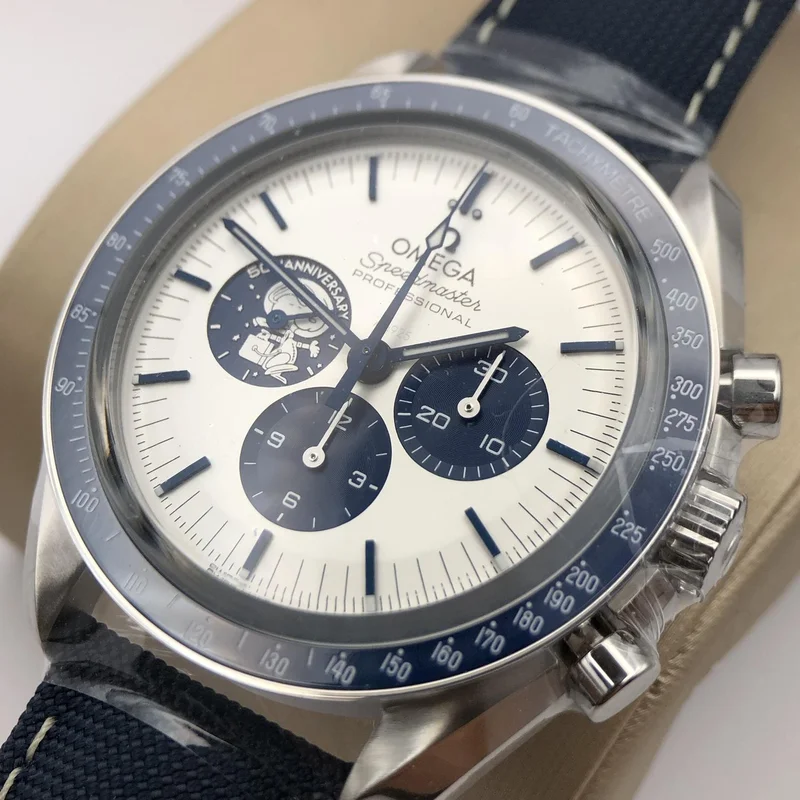 Speedmaster Professional Moonwatch Apollo 13 50th Anniversary Snoopy