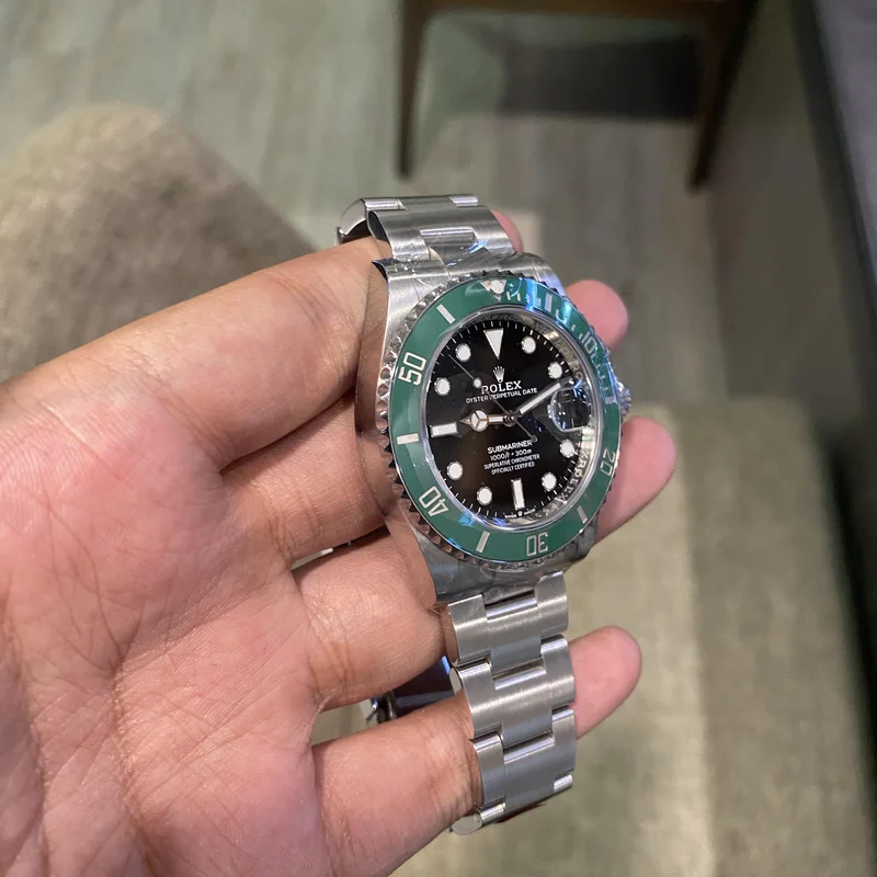 Thumb Submariner Date 41 Stainless Steel / Black / Green Cerachrom