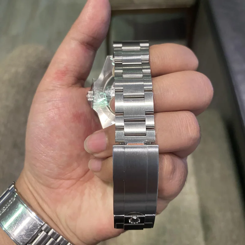 Thumb Submariner Date 41 Stainless Steel / Black / Green Cerachrom