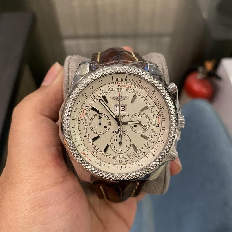 Breitling for Bentley 6.75