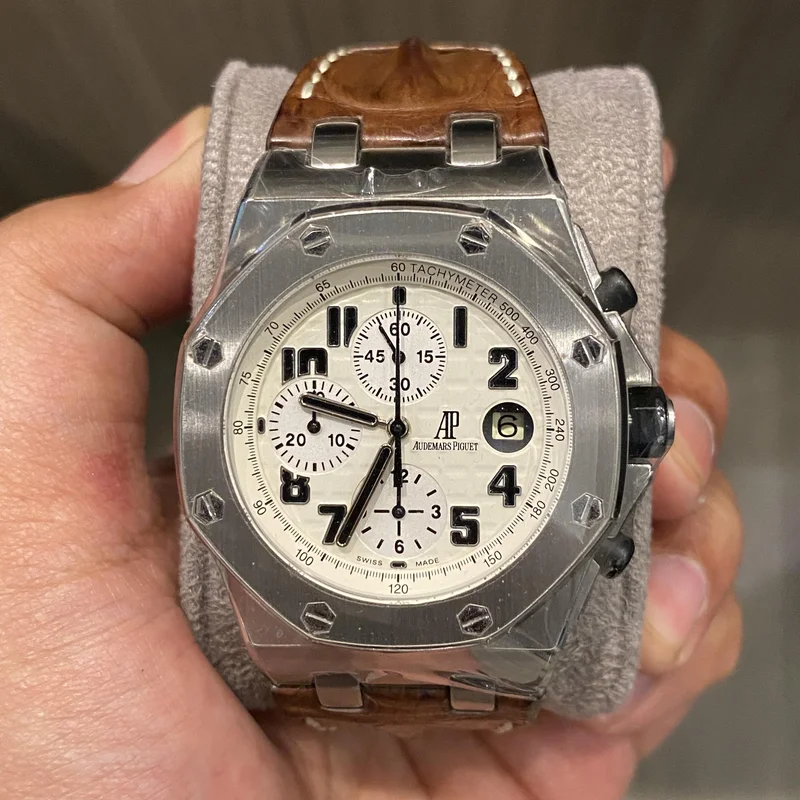 Thumb Royal Oak Offshore Safari