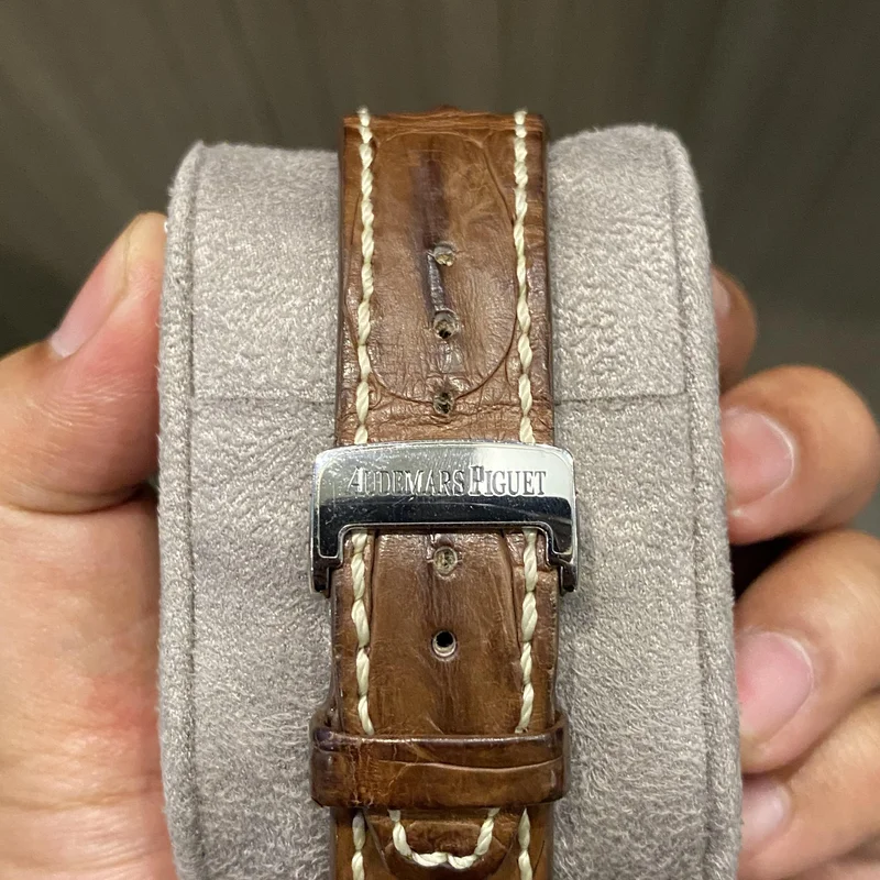 Thumb Royal Oak Offshore Safari