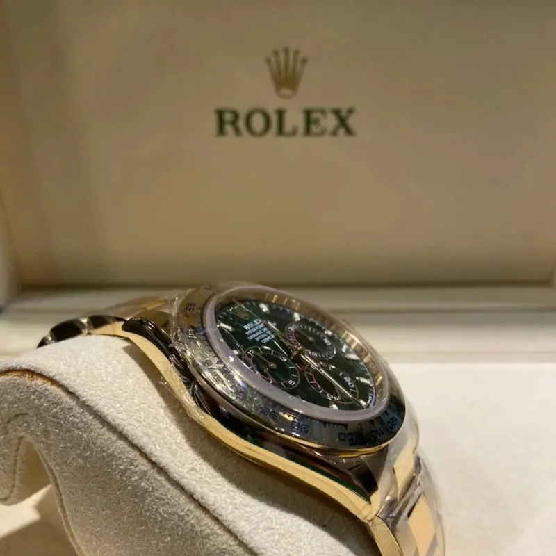 Thumb Cosmograph Daytona Yellow Gold / Green