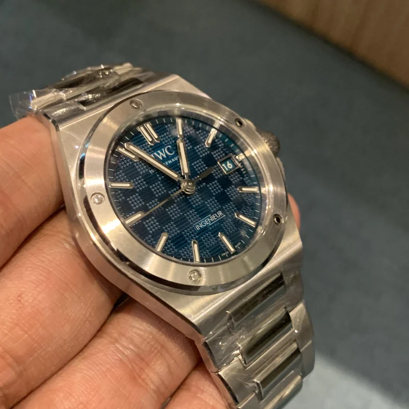 Thumb Ingenieur Automatic 40 Stainless Steel / Blue