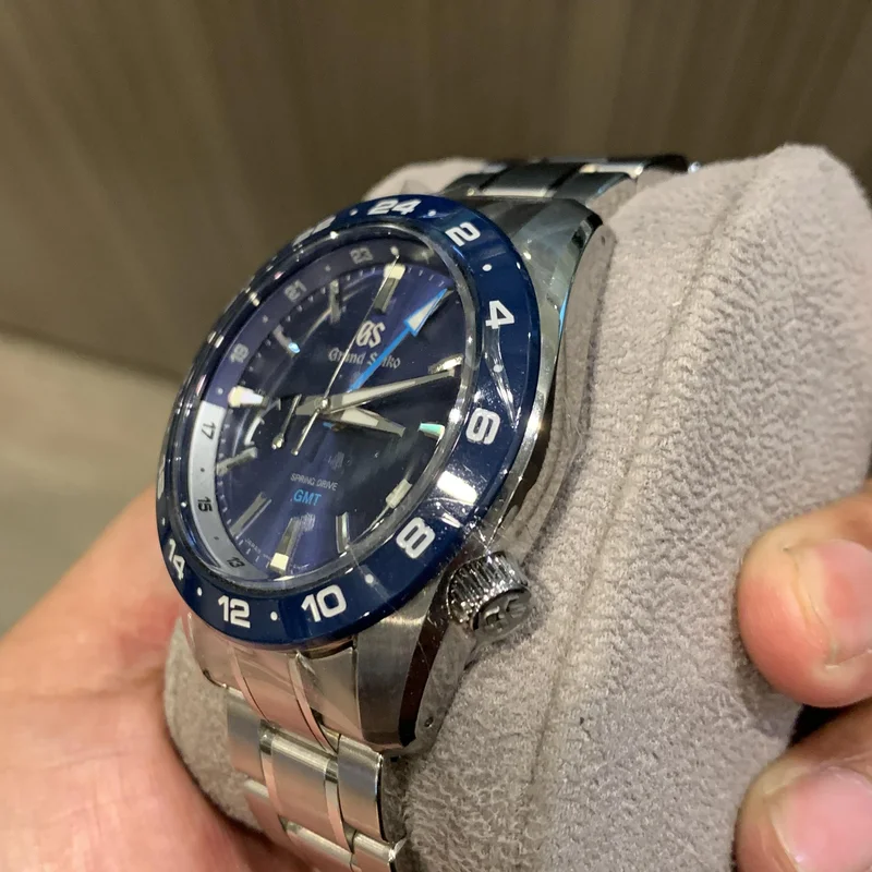 Thumb Spring Drive GMT SBGE255 Blue