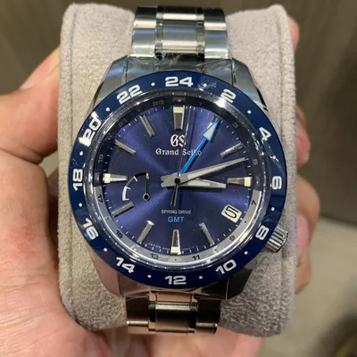 Spring Drive GMT SBGE255 Blue
