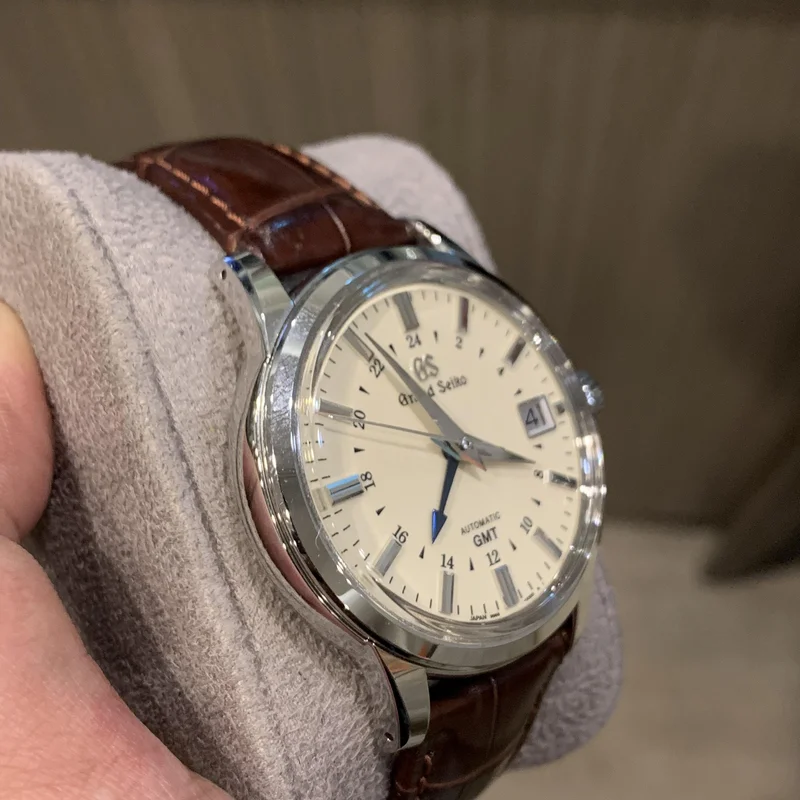 Thumb Automatic Hi Beat 36000 GMT Stainless Steel / Silver / Strap