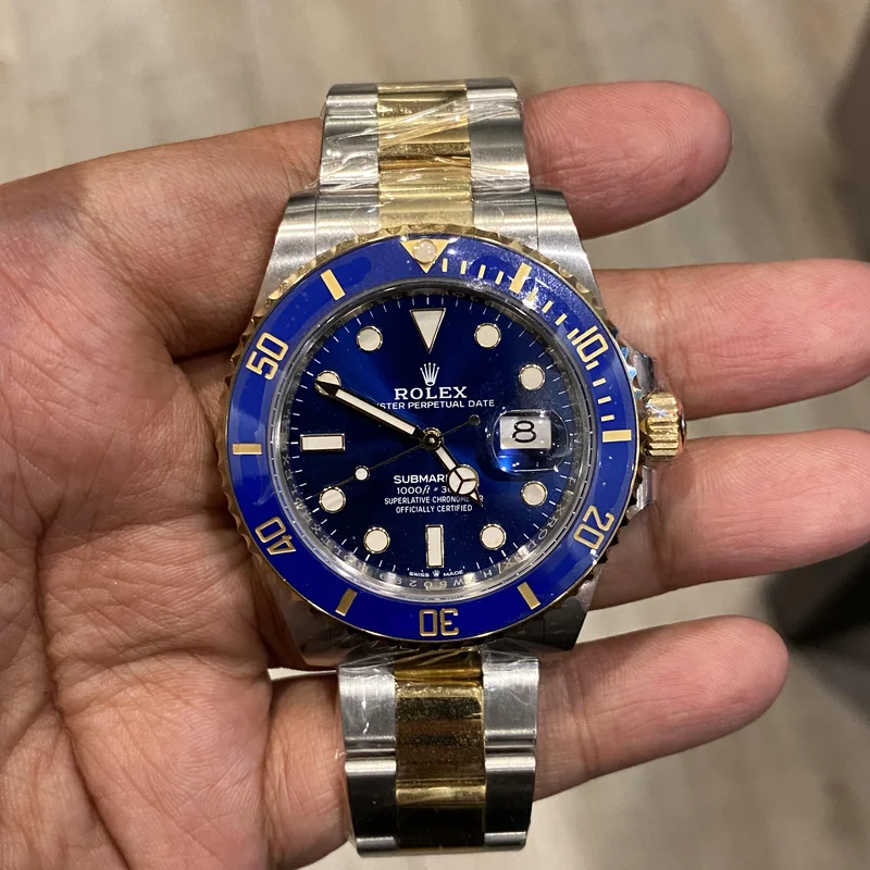 Submariner Date 41 Stainless Steel / Yellow Gold / Blue