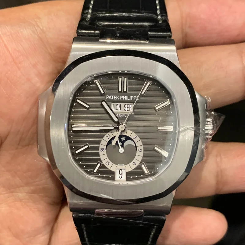 Nautilus 5726 Stainless Steel / Black