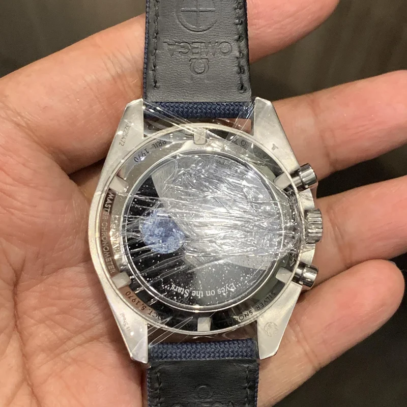 Thumb Speedmaster Professional Moonwatch Apollo 13 50th Anniversary Snoopy