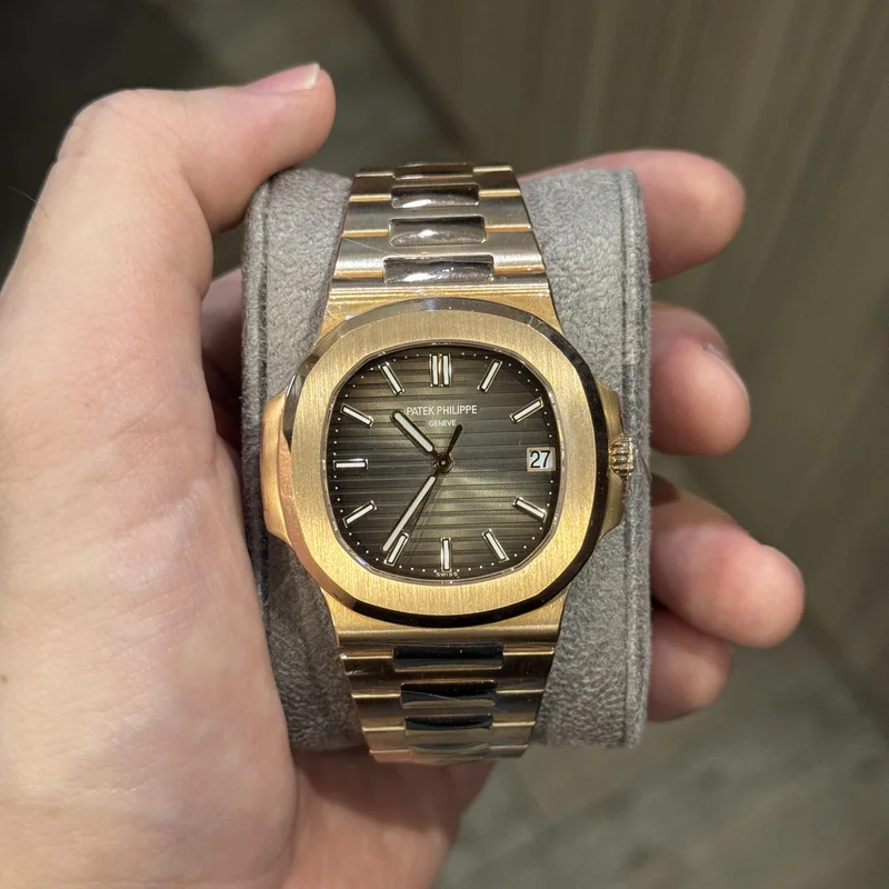 Nautilus 5711R Brown