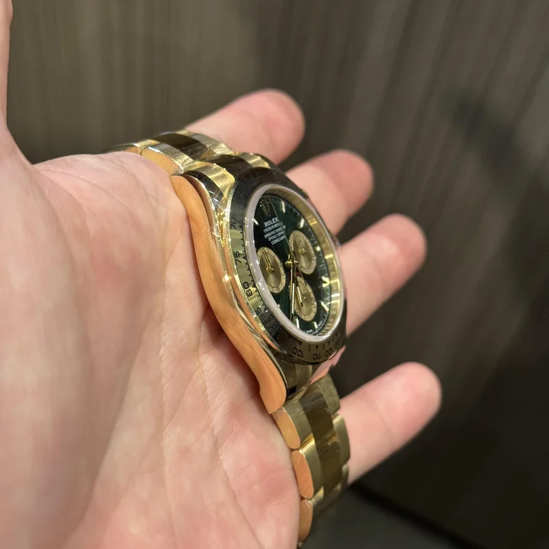 Thumb Cosmograph Daytona Yellow Gold / Green