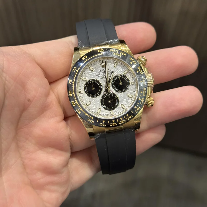 Cosmograph Daytona Yellow Gold / Cerachrom / White / Oysterflex