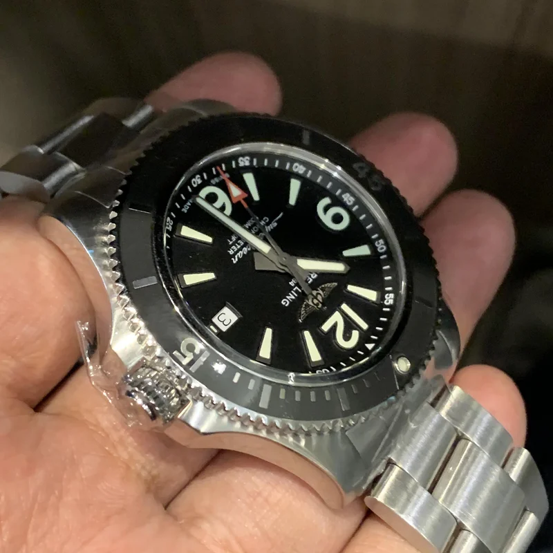 Thumb Superocean 42 Stainless Steel / Black / Bracelet