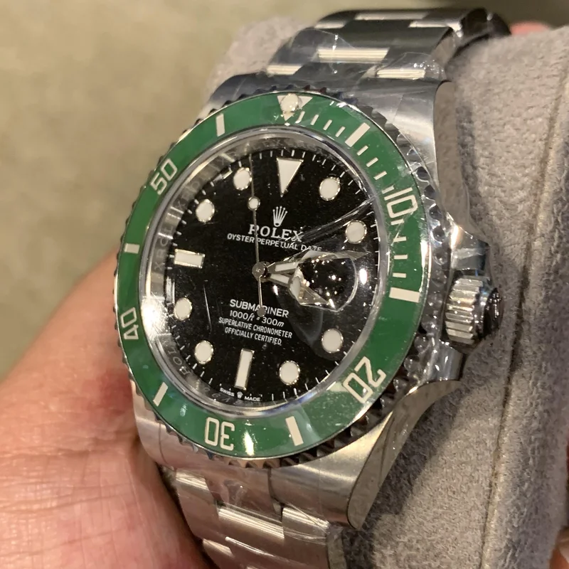 Thumb Submariner Date 41 Stainless Steel / Black / Green Cerachrom