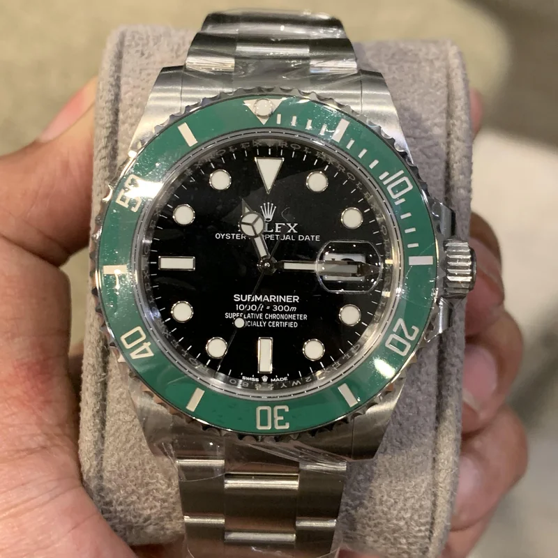 Submariner Date 41 Stainless Steel / Black / Green Cerachrom