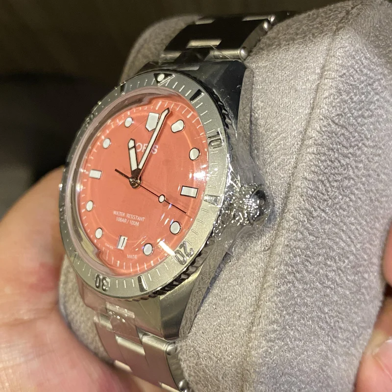 Thumb Divers Sixty-Five 38 Cotton Candy Stainless Steel / Pink / Bracelet