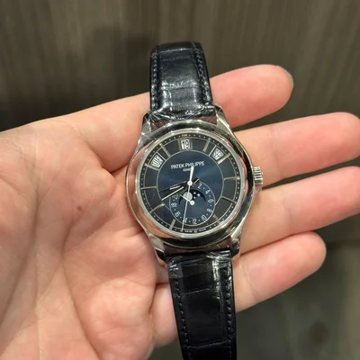 Annual Calendar 5205 White Gold / Blue