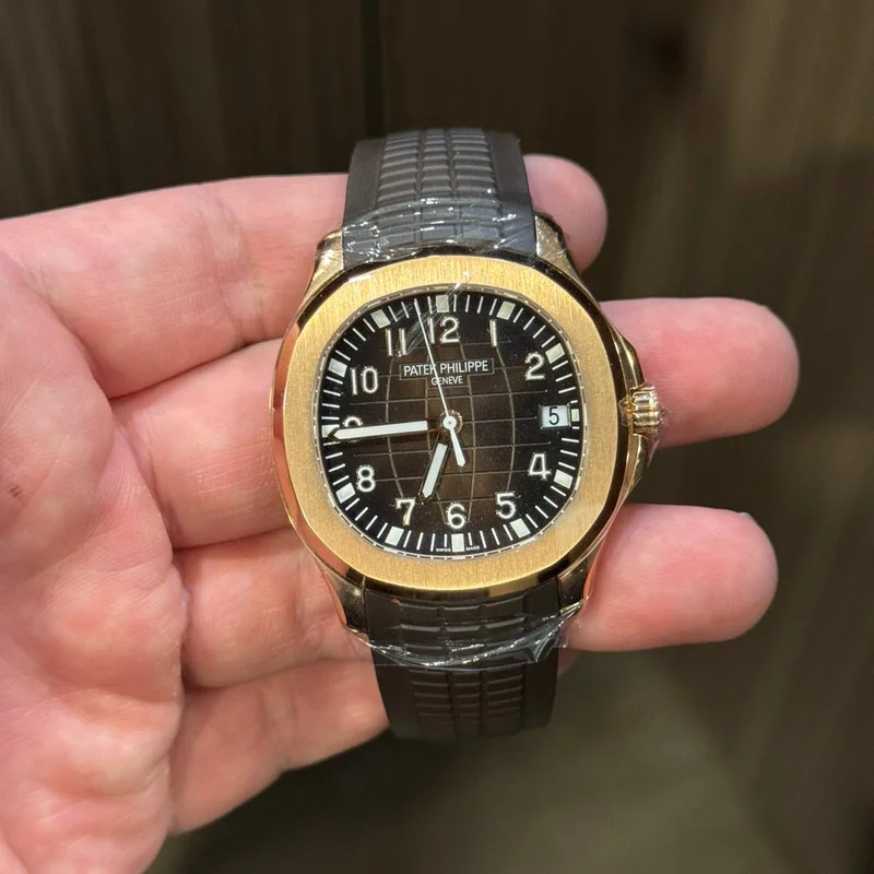 Aquanaut 5167 Rose Gold / Brown