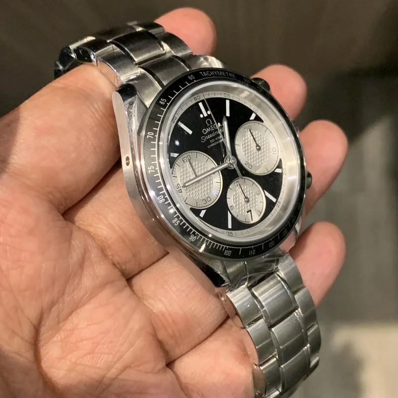 Thumb Speedmaster Racing Co-Axial Chronograph Stainless Steel / Inverted Panda / Bracelet