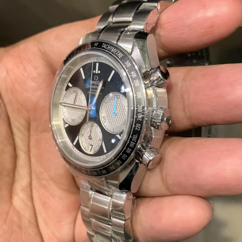 Thumb Speedmaster Racing Co-Axial Chronograph Stainless Steel / Inverted Panda / Bracelet