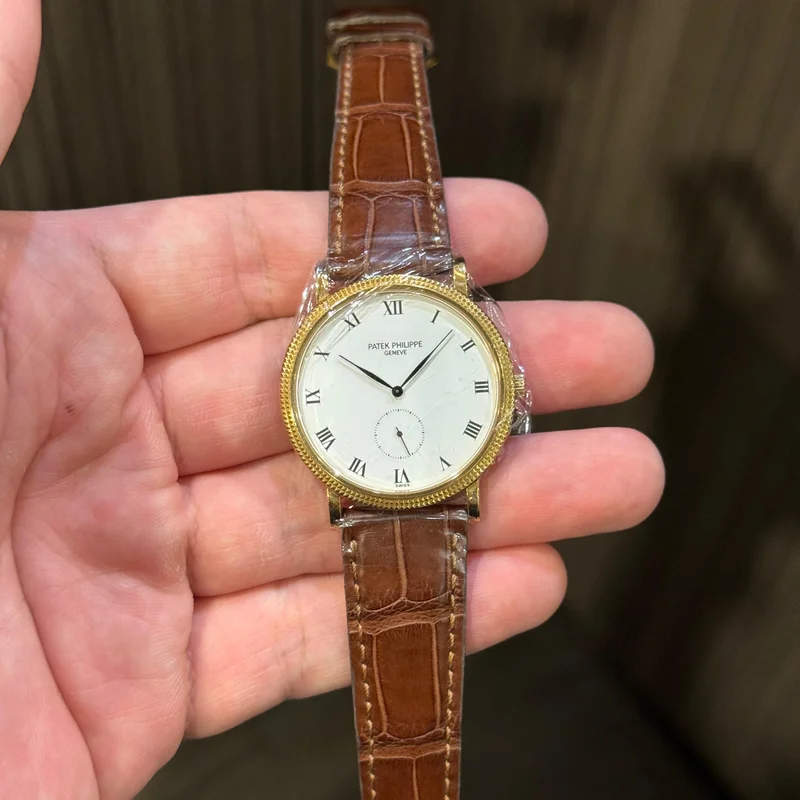 Calatrava 3919 Yellow Gold / White