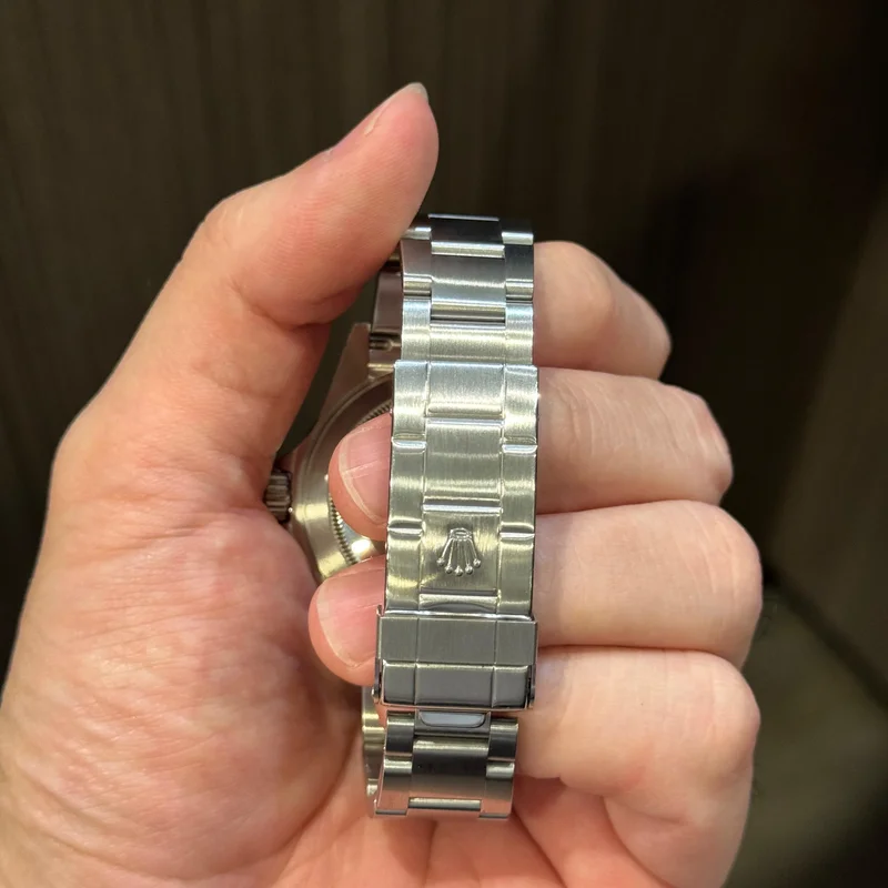 Thumb Submariner Date 16610 LV Mark 7