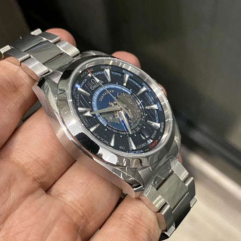 Thumb Seamaster Aqua Terra 150M Master Chronometer 43 Worldtimer Stainless Steel / Blue / Bracelet