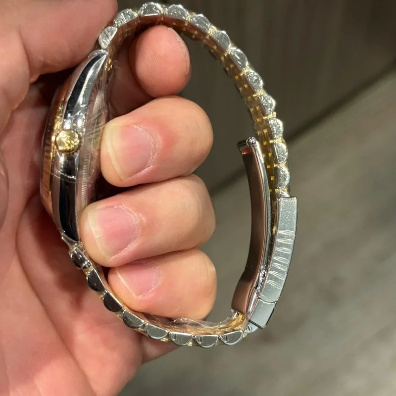 Thumb Datejust 36 Stainless Steel / Yellow Gold / Fluted / Olive Green Roman / Jubilee