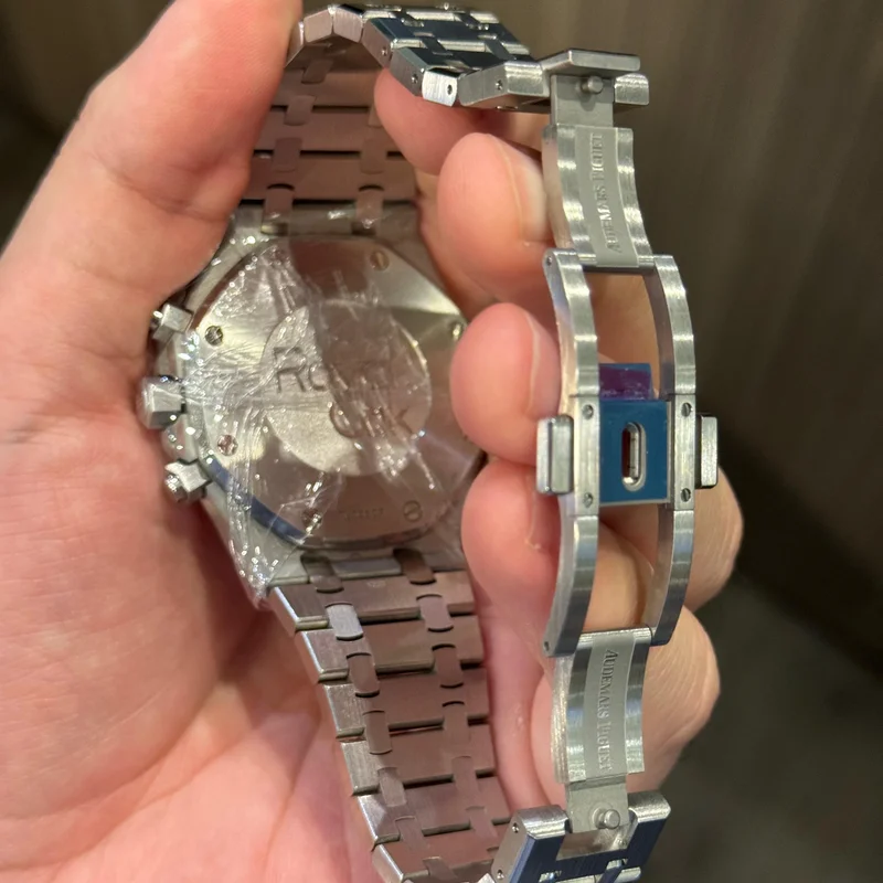 Thumb Royal Oak Chronograph 41 Stainless Steel / Blue