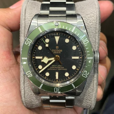 Black Bay Green Manufacture / Bracelet / Harrods