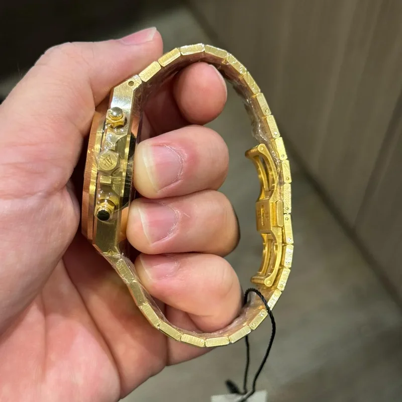 Thumb Royal Oak Chronograph 26240BA / Yellow Gold / Smoke