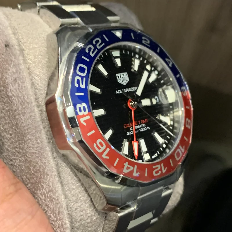 Thumb Aquaracer 300M Calibre 7 GMT Stainless Steel / Black / Bracelet