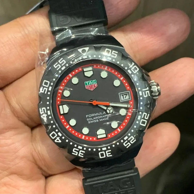 Formula 1 Solargraph 38 / DLC - Black