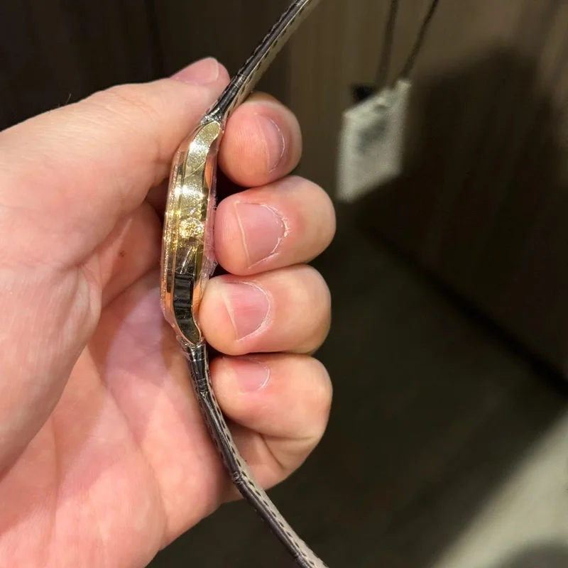 Thumb World Time 7130 Rose Gold / Ivory