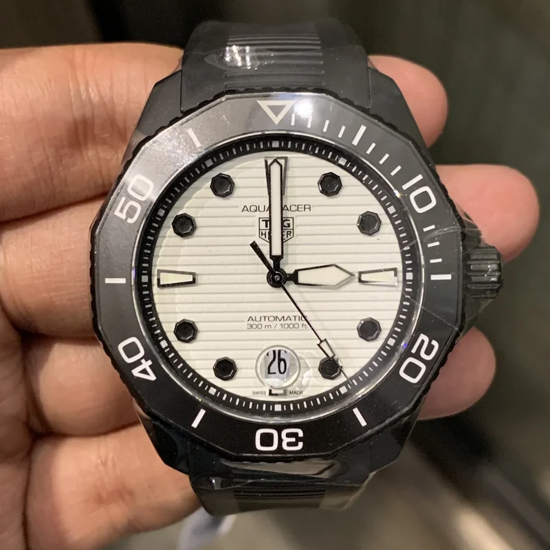 Aquaracer Professional 300 43 Night Diver