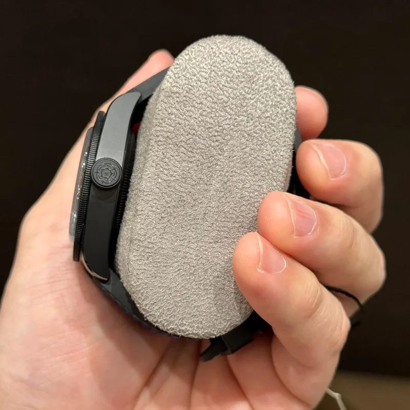 Thumb Black Bay Ceramic