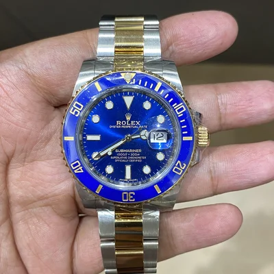 Submariner Date Rolesor / Blue / Cerachrom
