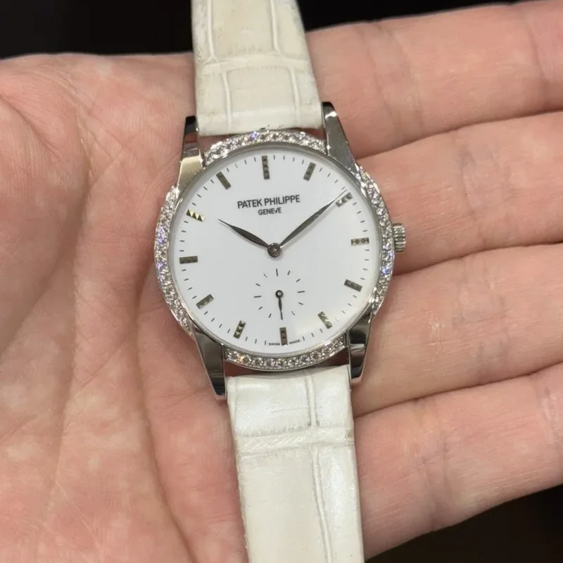 Calatrava 7122 White Gold / White