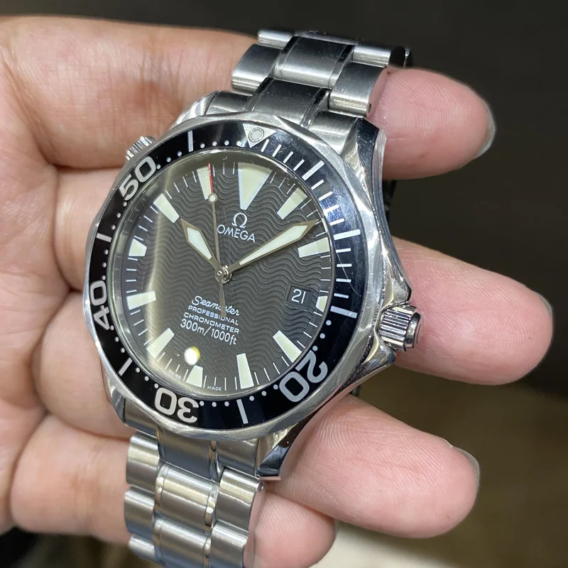 Thumb Seamaster Diver 300M Automatic 41 Stainless Steel / Black / Bracelet